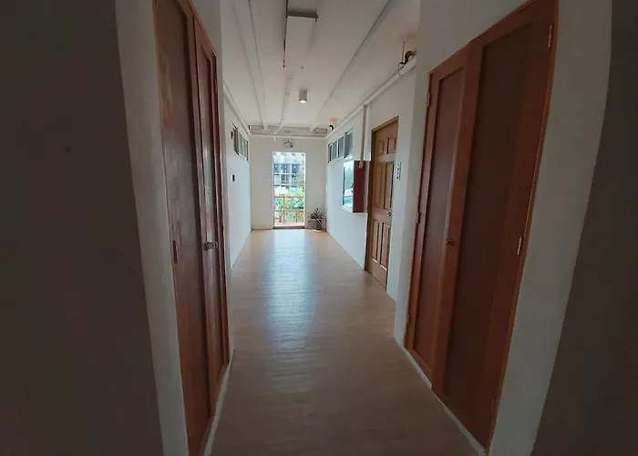 Dasig Homes1 Near Airport, Bayanihan Flats 1 Mactan 아파트호텔 Pajak
